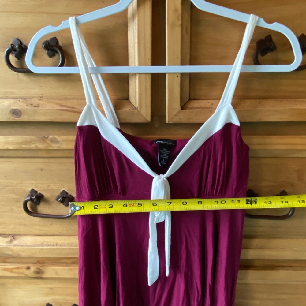 Magenta and white tank/blouse